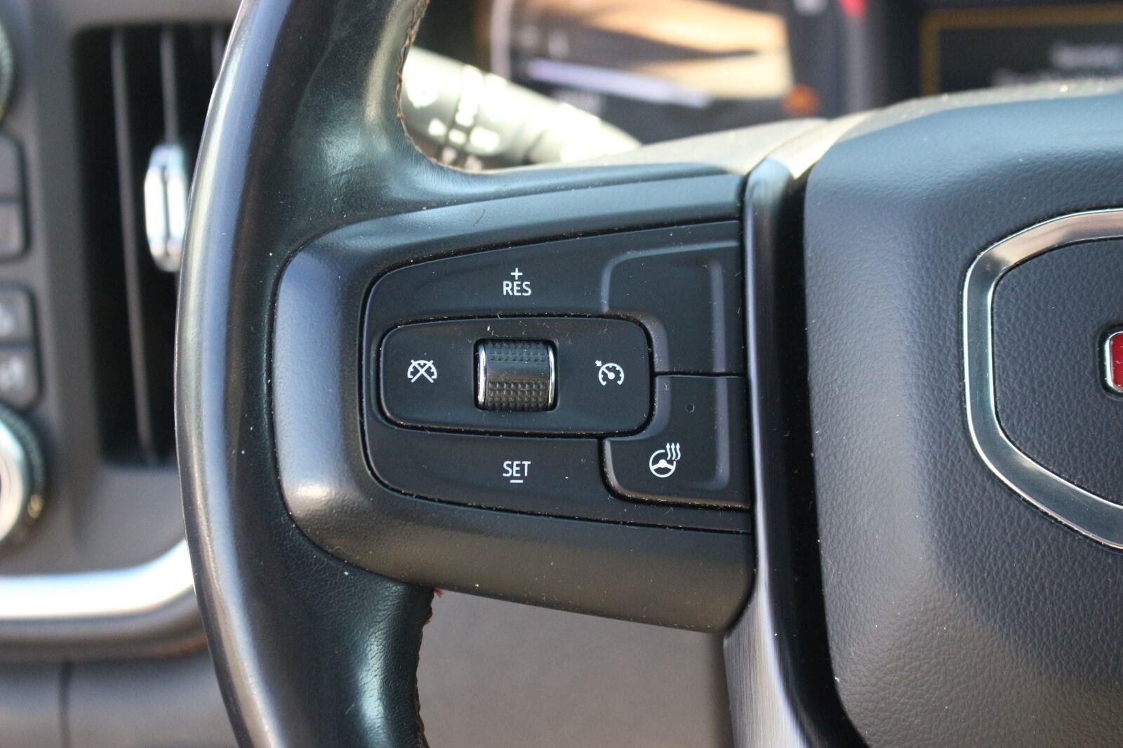 Used 2019 SUMMIT WHITE GMC AT4 image 21
