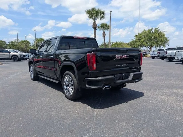 Used 2025 Onyx Black GMC Denali image 5
