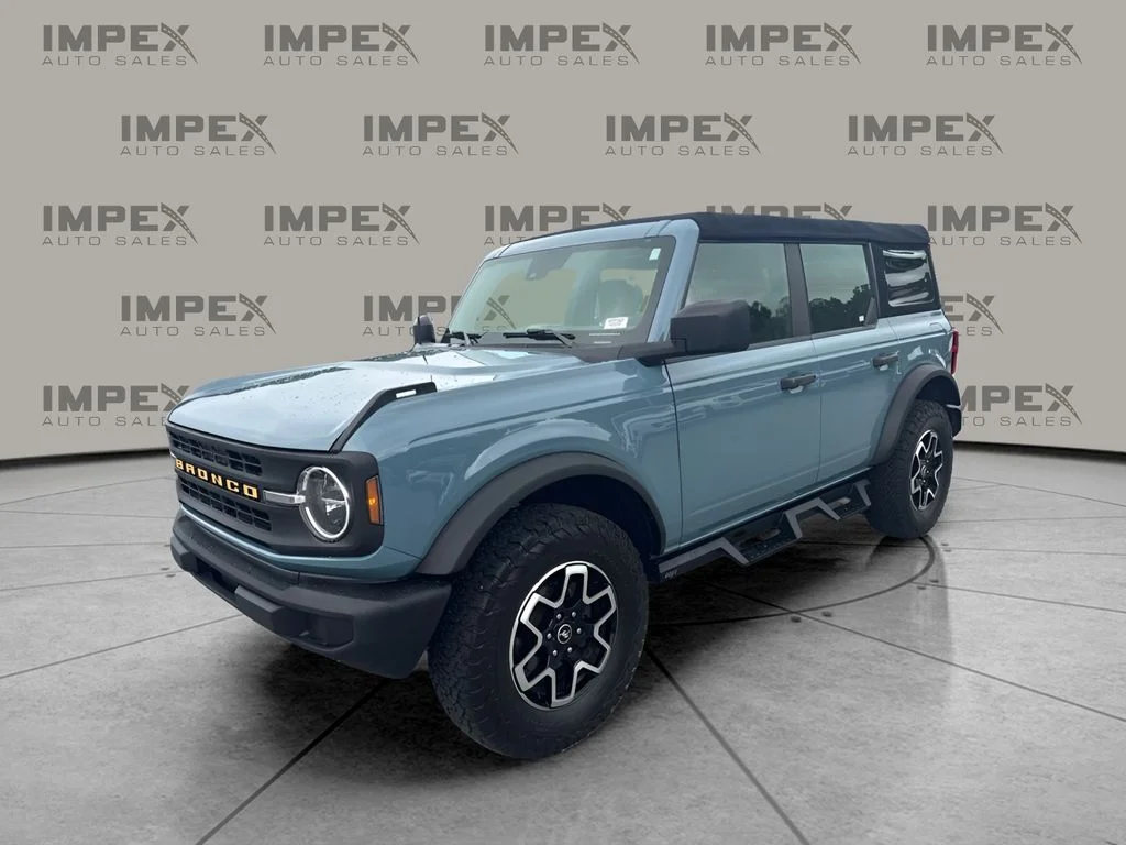 Used 2022 Blue Ford Base image 1