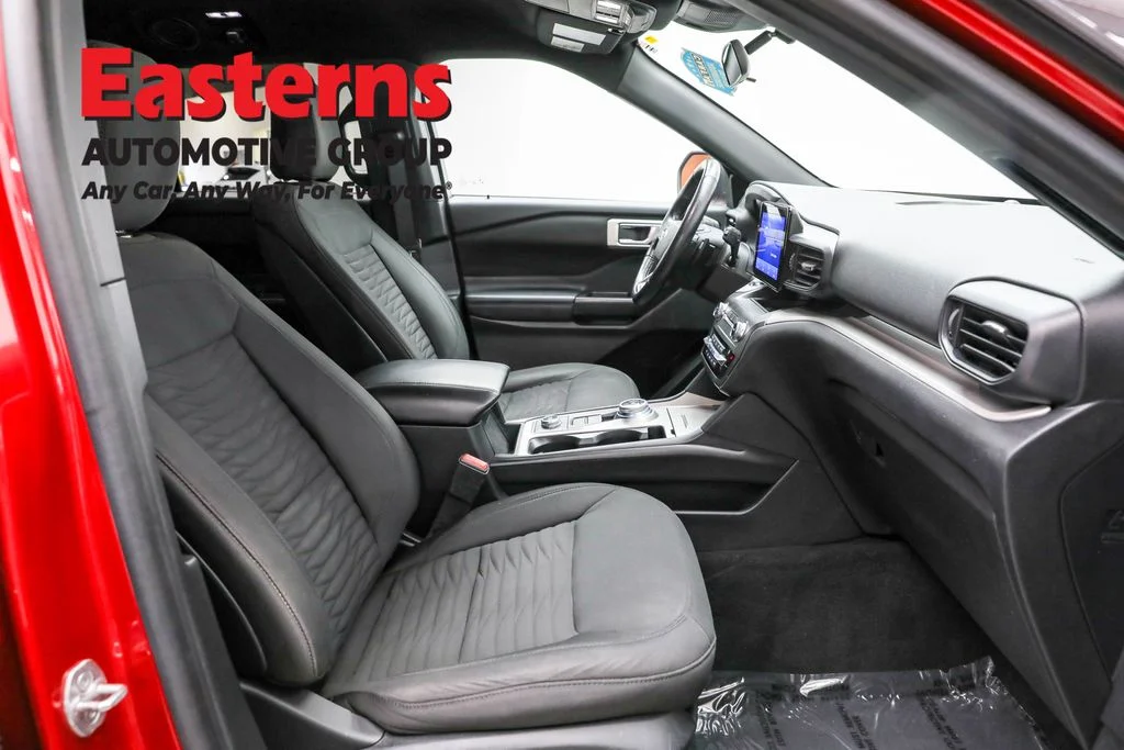 Used 2020 Red Ford XLT image 23