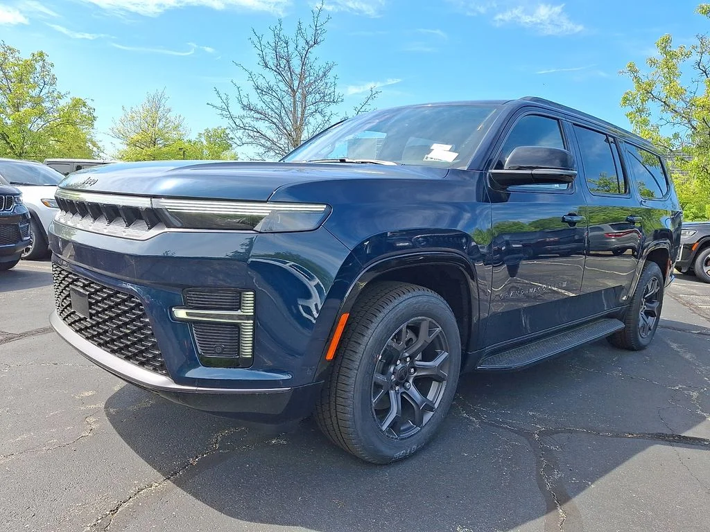 New 2026 Fathom Blue Pearlcoat Jeep Limited Altitude image 2