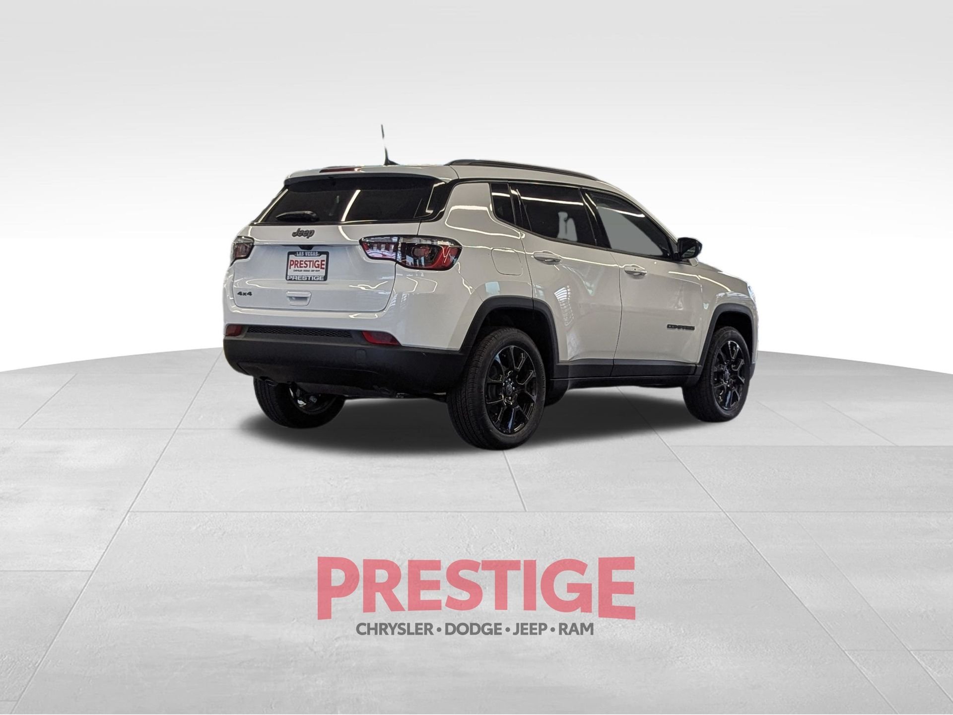 New 2026 Bright White Clearcoat Jeep Latitude image 5
