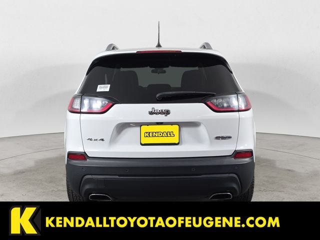 Used 2019 White Jeep Latitude Plus image 6