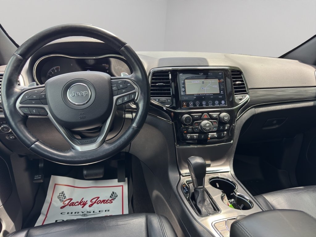 Used 2020 Bright White Jeep Limited X image 19