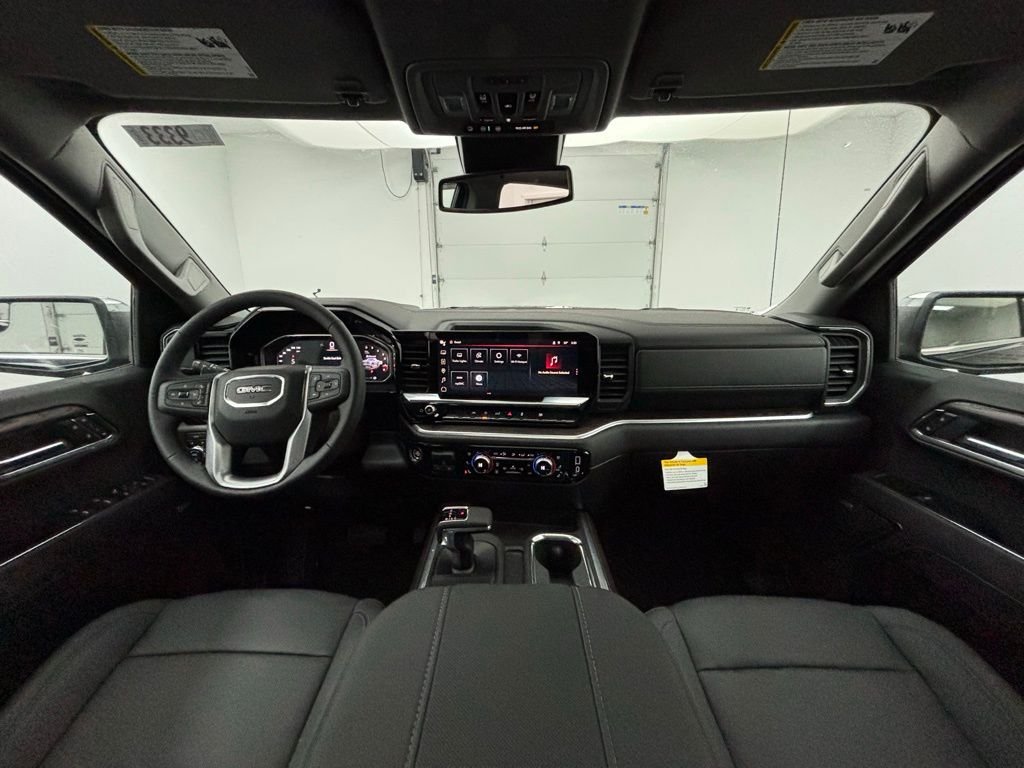 New 2026 Onyx Black GMC SLT image 4