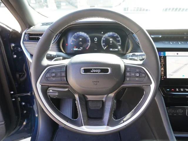 New 2026 Fathom Blue Pearl-Coat Exterior Paint Jeep Limited image 27