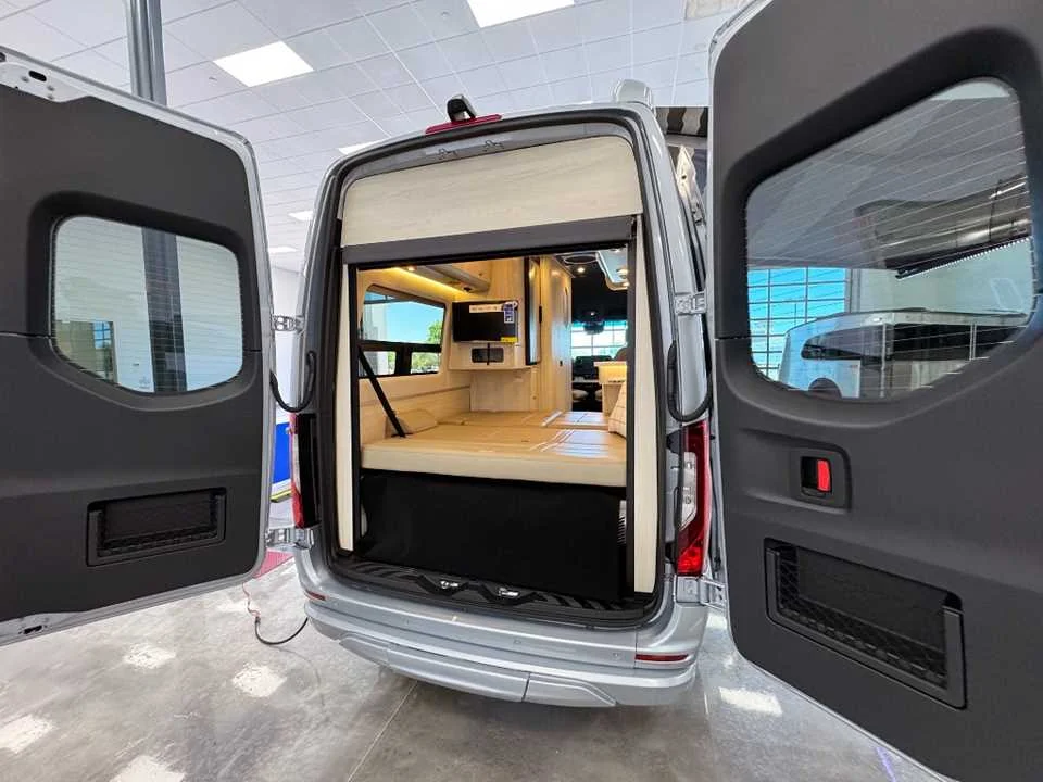 New 2026 SILVER AIRSTREAM  image 10