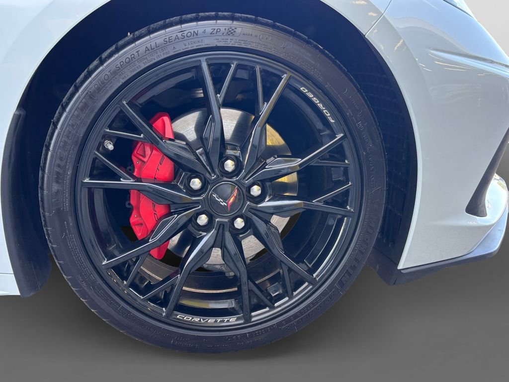 Used 2023 White Chevrolet Stingray image 15