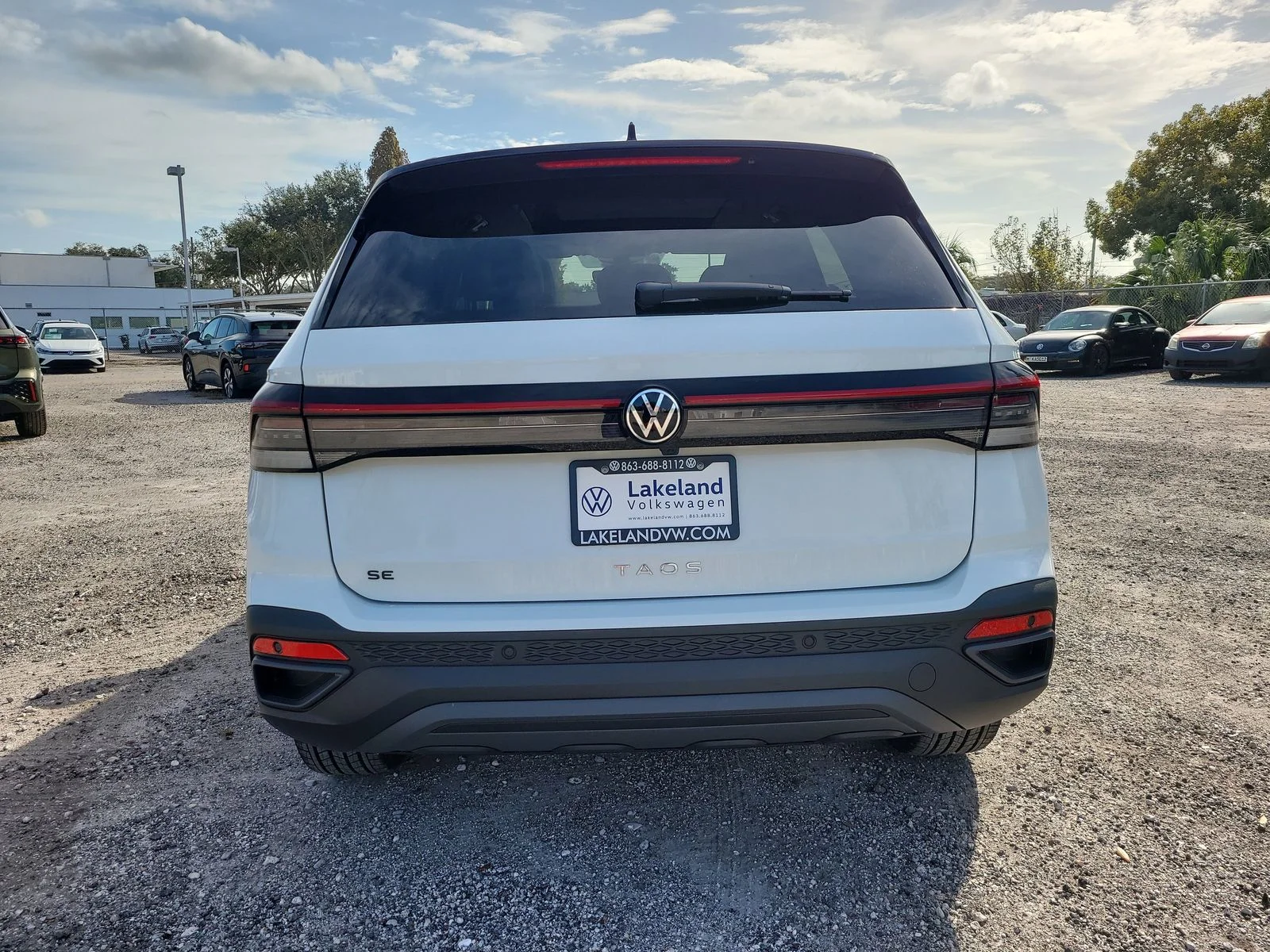 New 2026 Pure White W/Deep Black Roof Volkswagen 1.5T SE Black image 7
