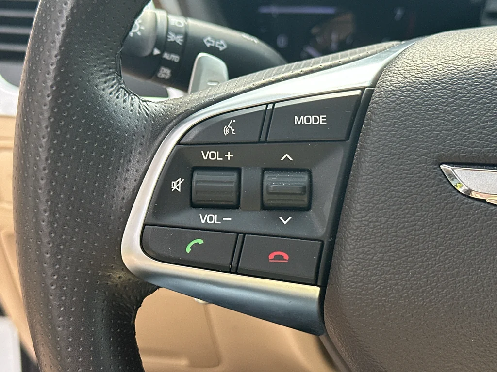 Used 2020 Uyuni White Genesis 3.8L image 15