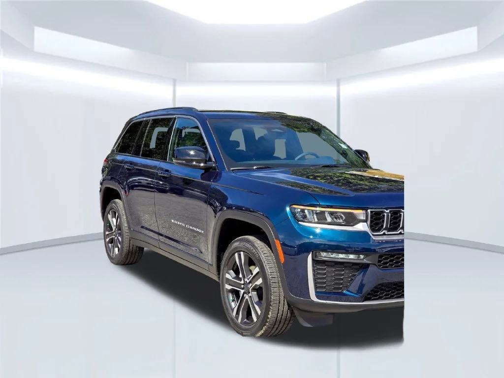 New 2027 Blue Jeep Limited image 39
