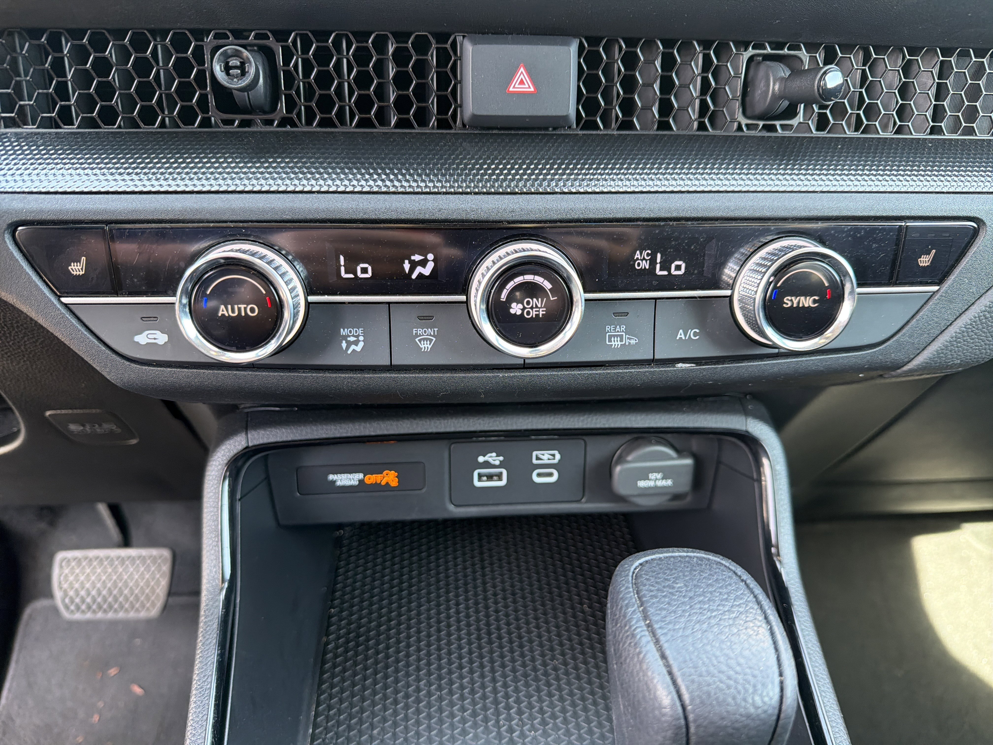 Used 2024  Honda EX image 7