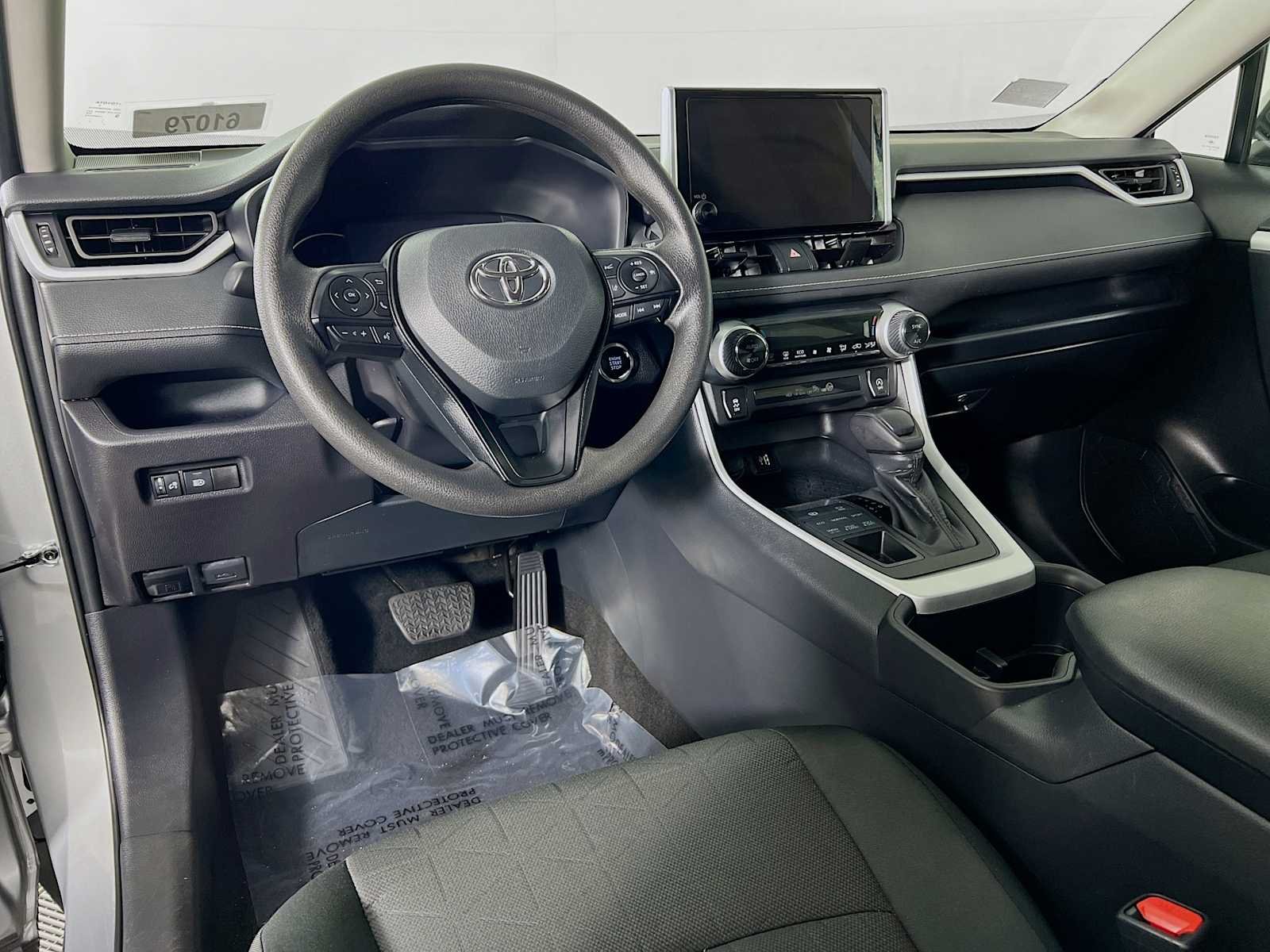 Used 2025 Silver Sky Metallic Toyota XLE image 9