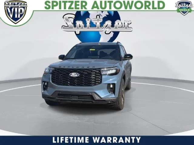 New 2027 Vapor Blue Metallic Ford ST-Line image 6