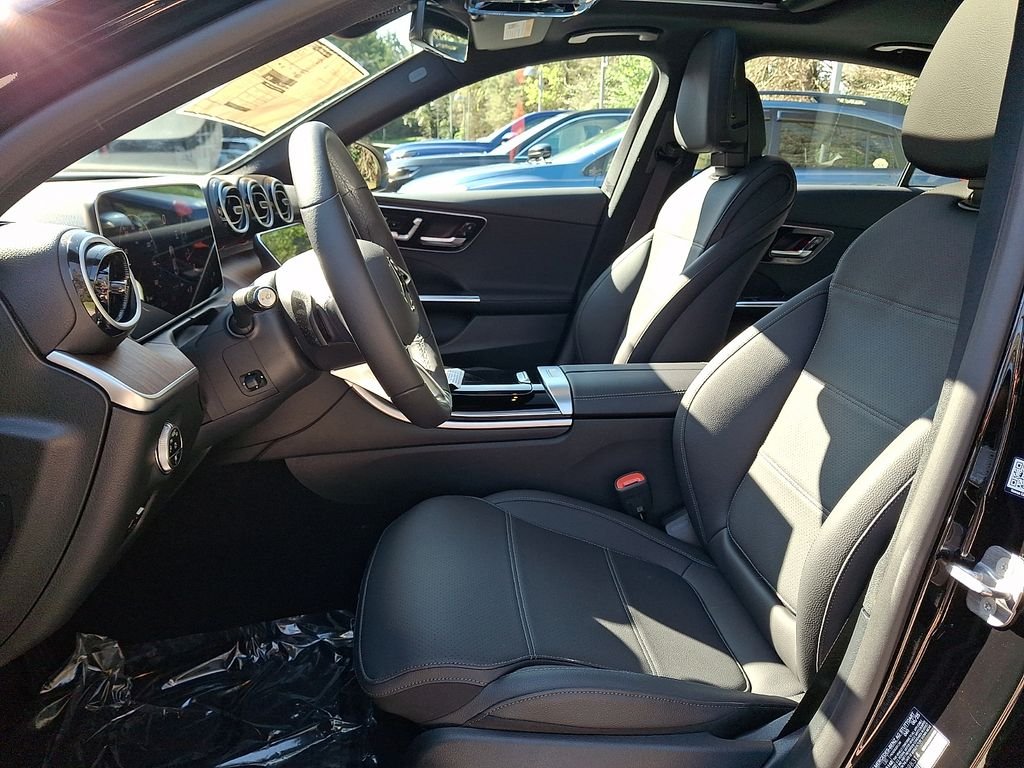 2025 Mercedes-Benz C-Class Sedan C 300 - Photo 13