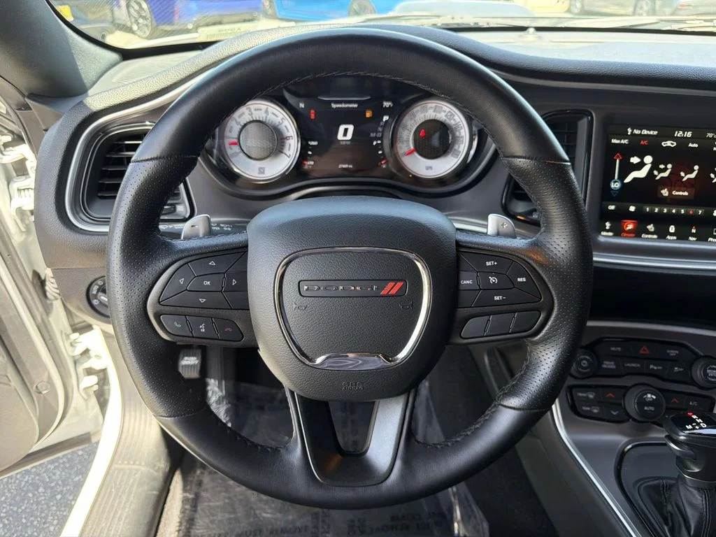 2022 Dodge Challenger R/T - Photo 10