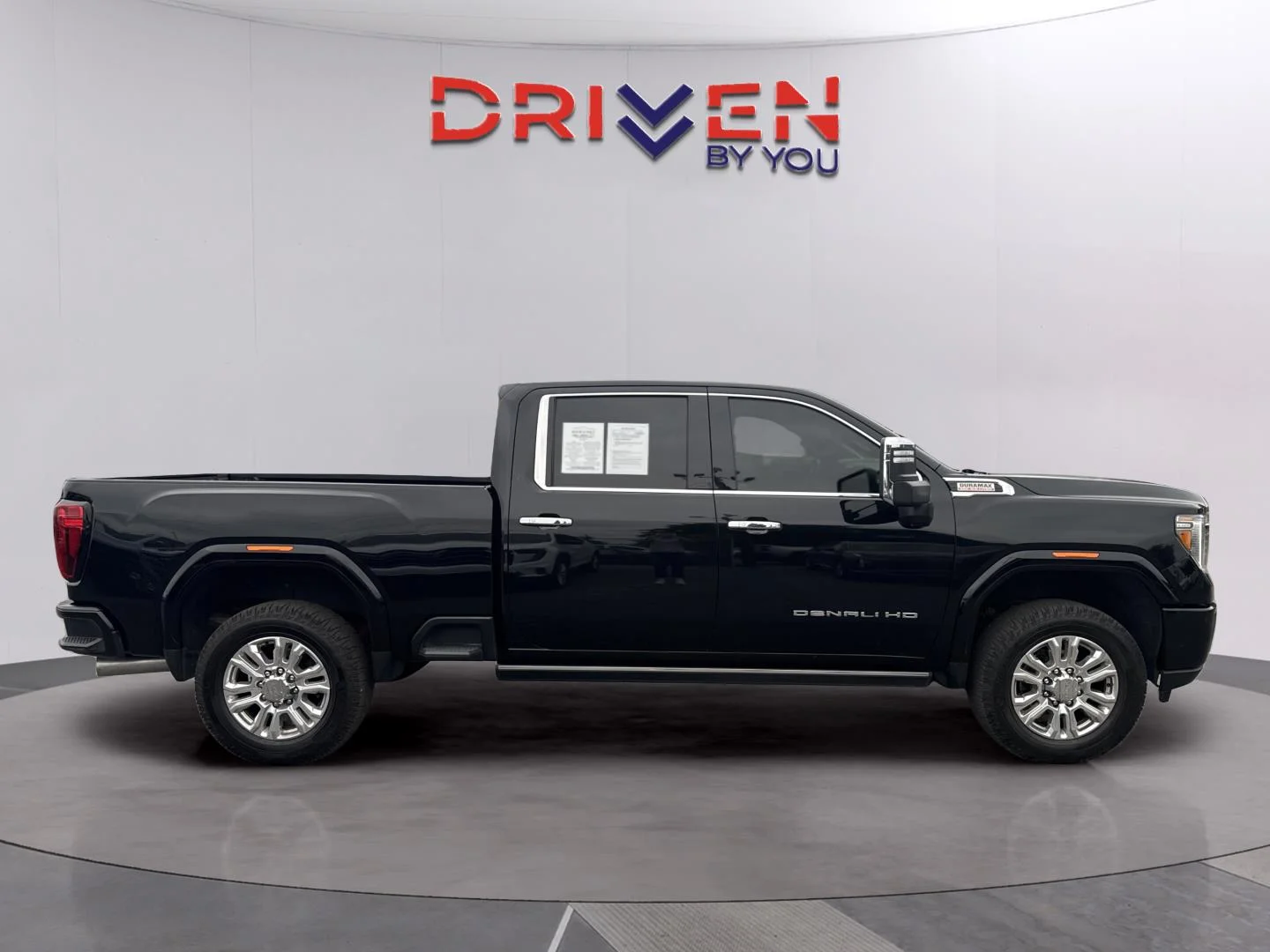 Used 2023 Onyx Black GMC Denali image 7
