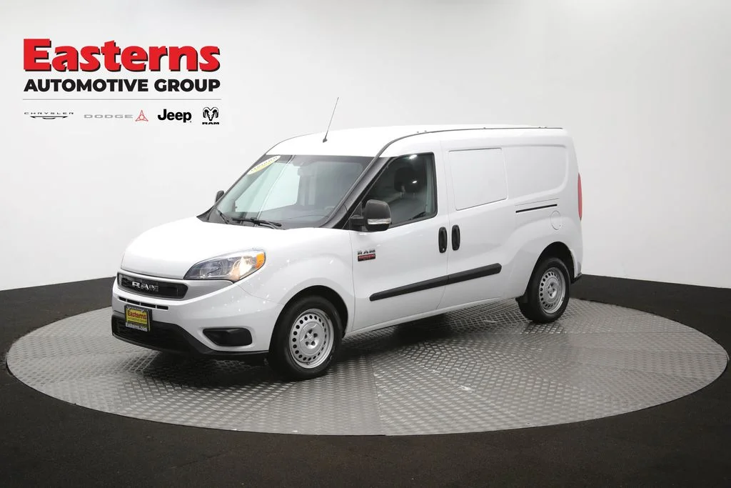 Used 2022 White Ram Base image 54
