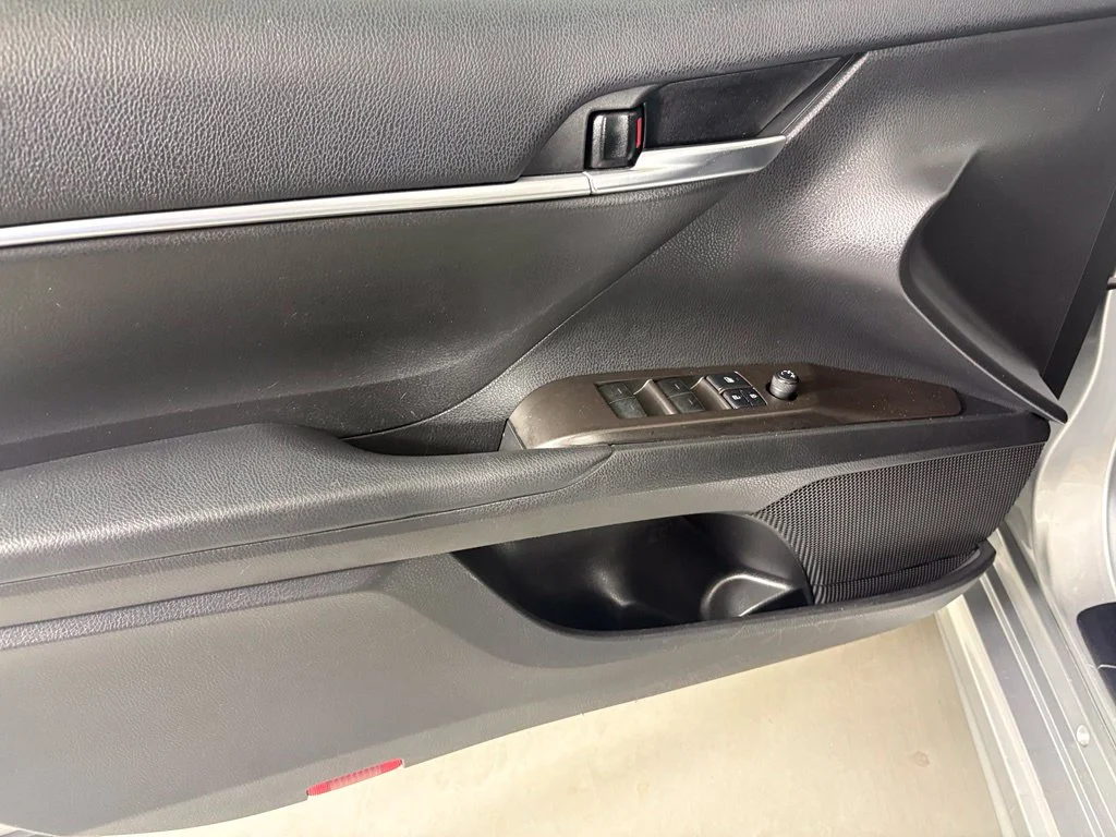 Used 2022 Silver Toyota SE image 15