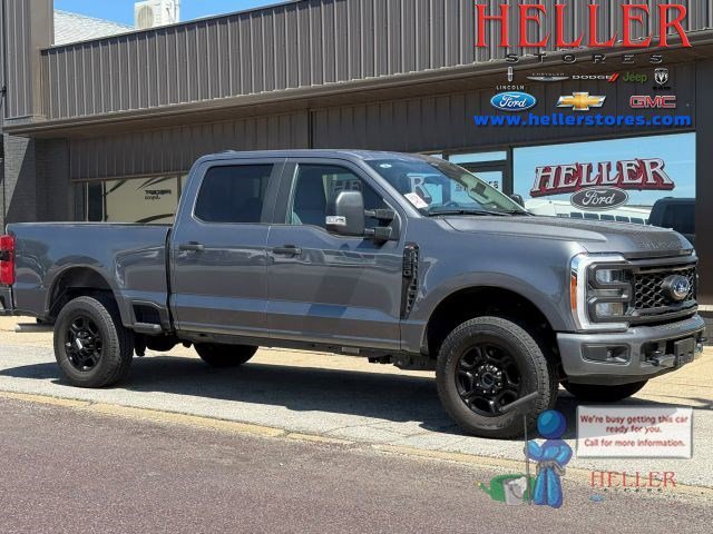 2023 Ford F-250 XL 4x4 Crew Cab 6-3/4' Box's photo