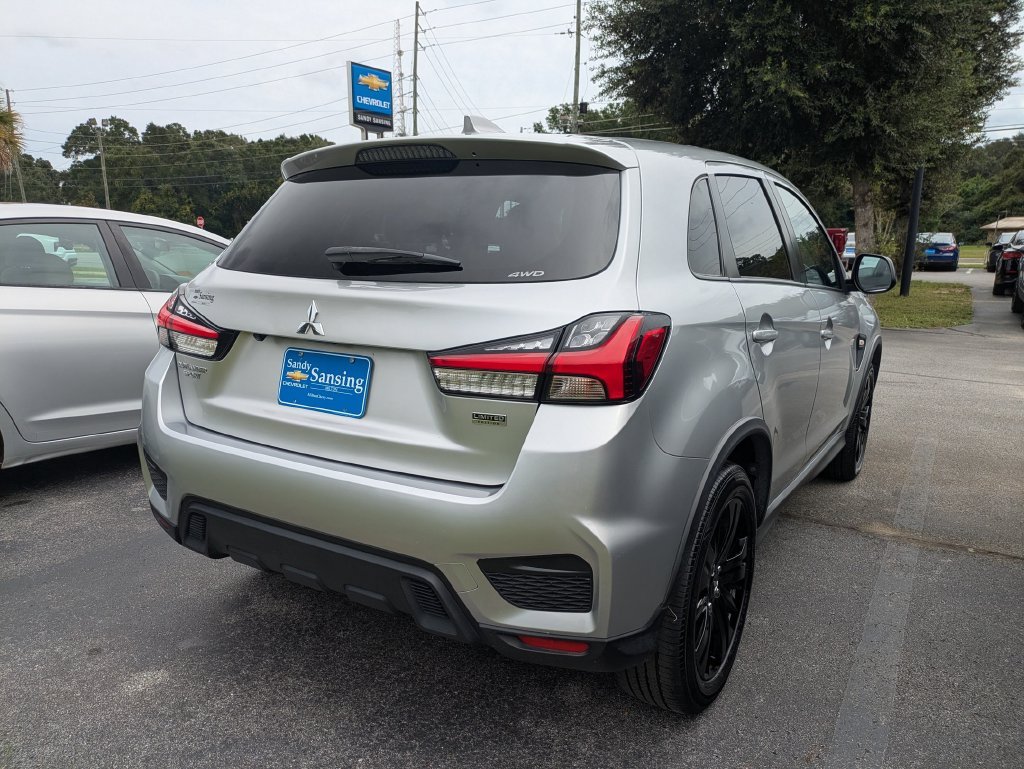 Used 2023 Silver Mitsubishi 2.0 ES image 2