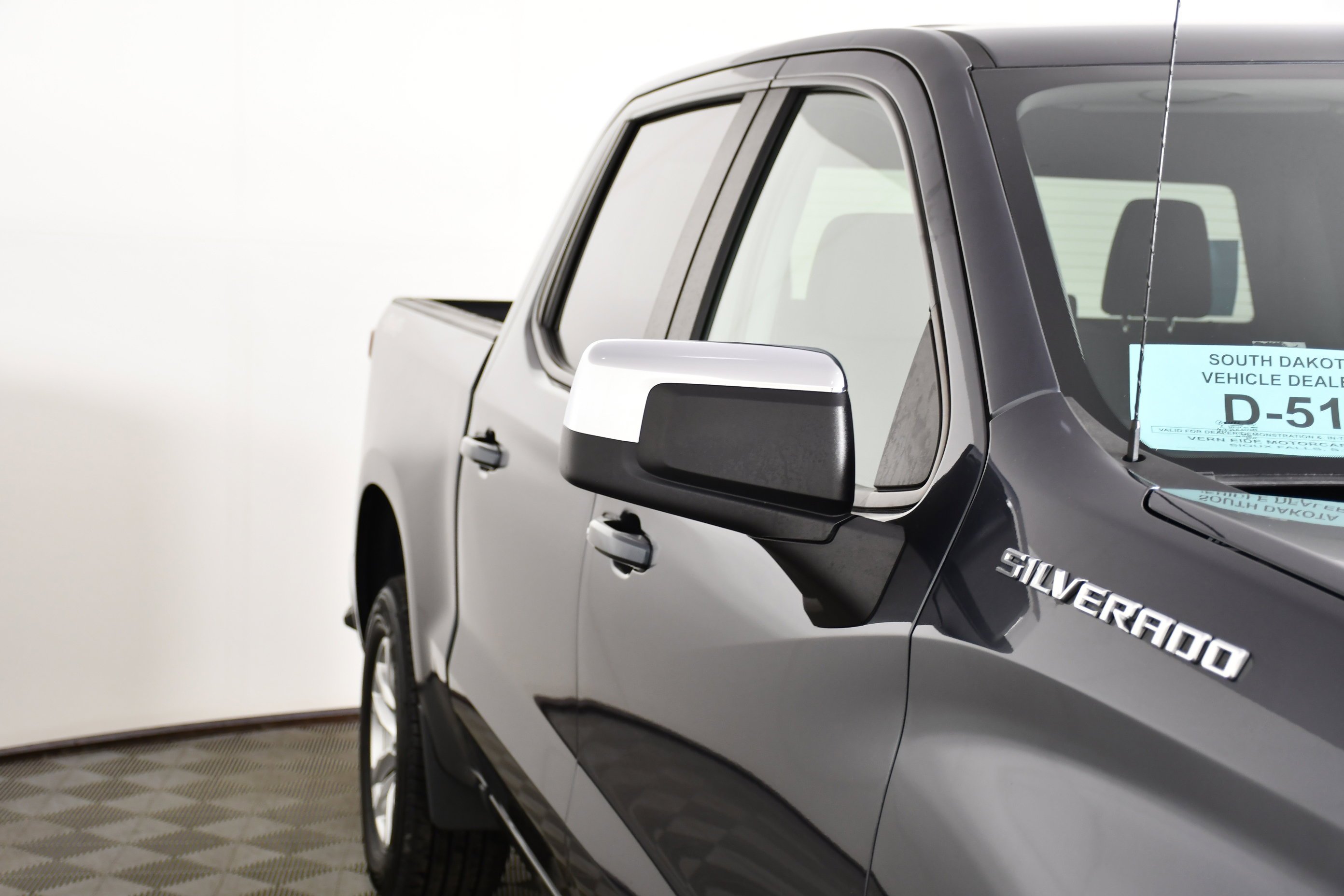 2022 Chevrolet Silverado 1500 LT - Photo 14