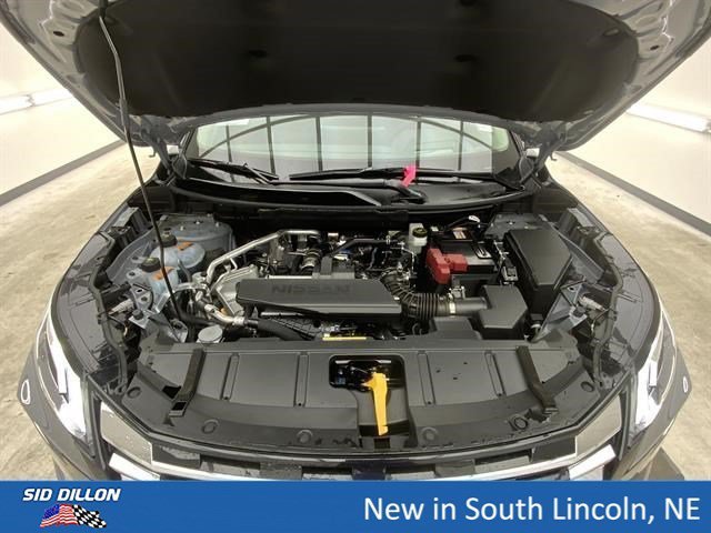 New 2026 Boulder Gray Pearl/Super Black Nissan Platinum image 6