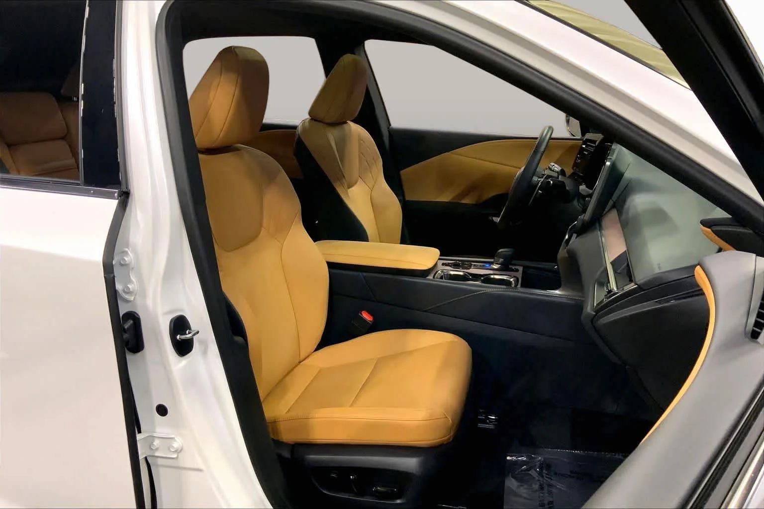 Certified Used 2026 Eminent White Pearl Lexus Premium image 9