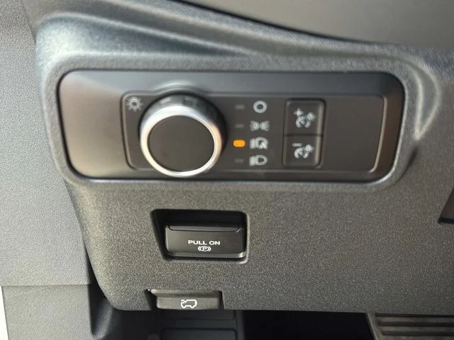 New 2026 Avalanche Gray Ford Big Bend® image 38