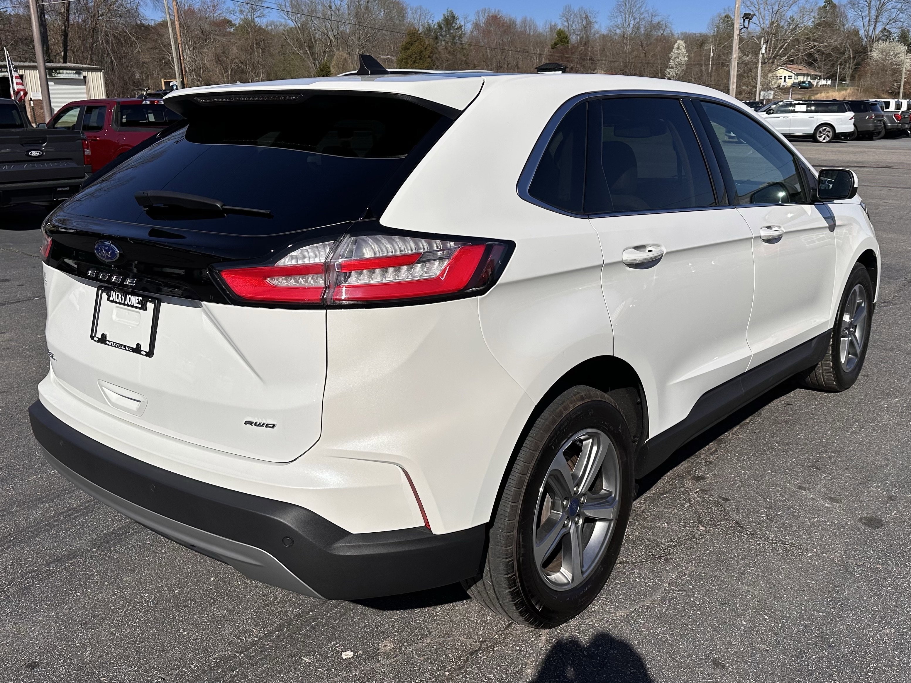 Certified Used 2022 Star White Metallic Tri-Coat Ford SEL image 6