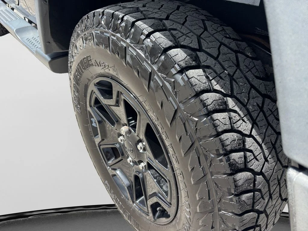 Used 2018 Black Jeep Unlimited Sport image 45