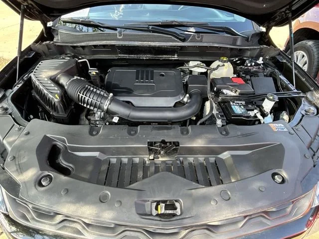Used 2023 Black Chevrolet 2LT image 32