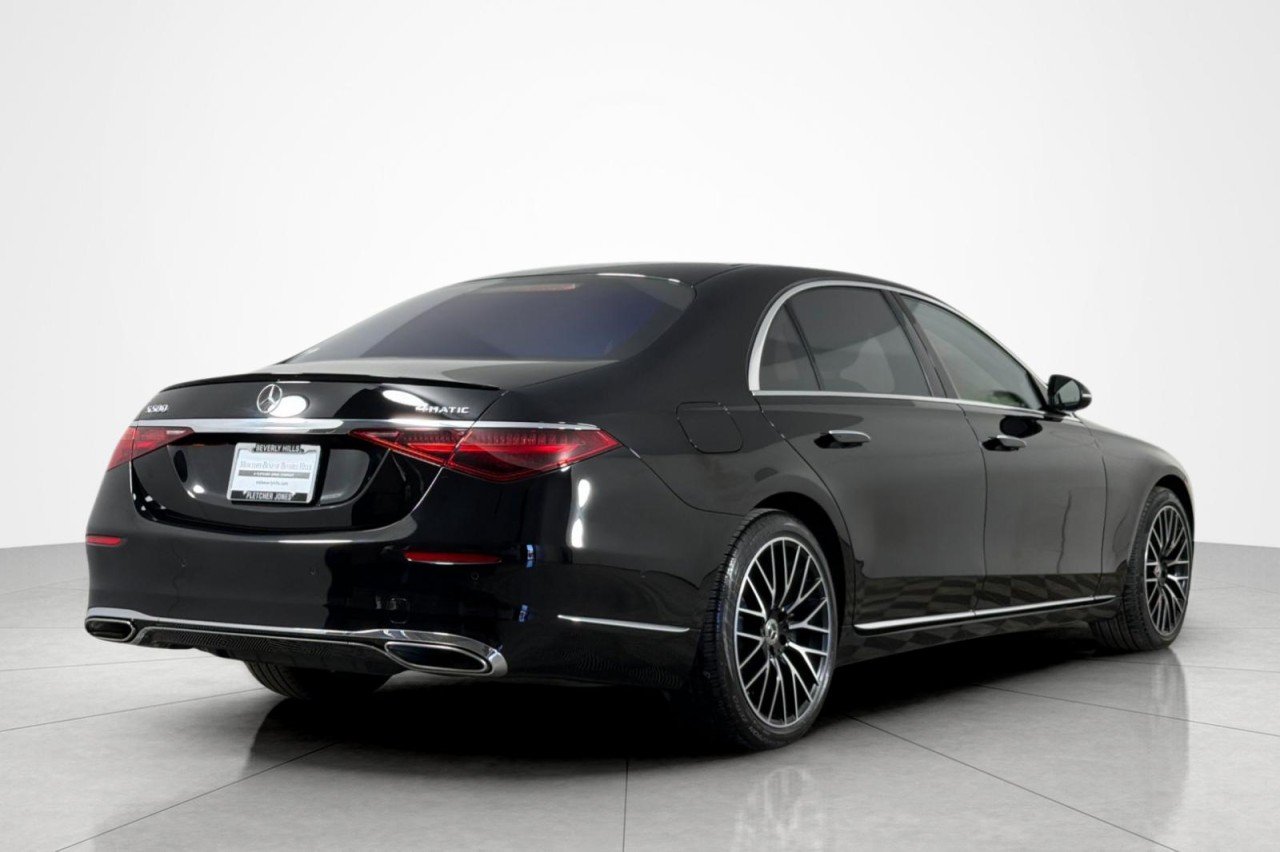 Used 2022 Black Mercedes-Benz S 580 image 5