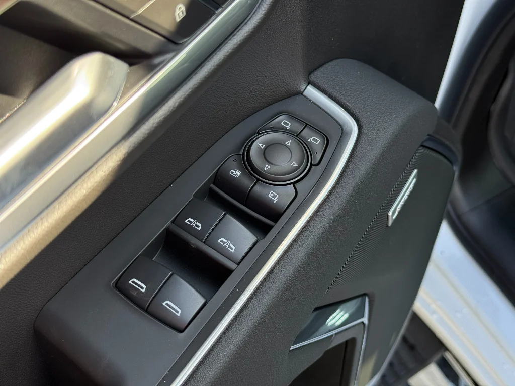 2026 GMC Sierra 1500 SLT - Photo 24