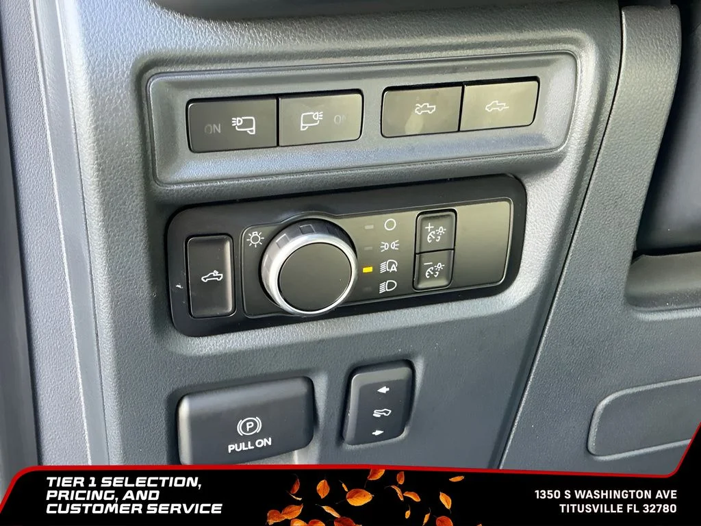 Used 2023 Gray Ford Platinum image 16