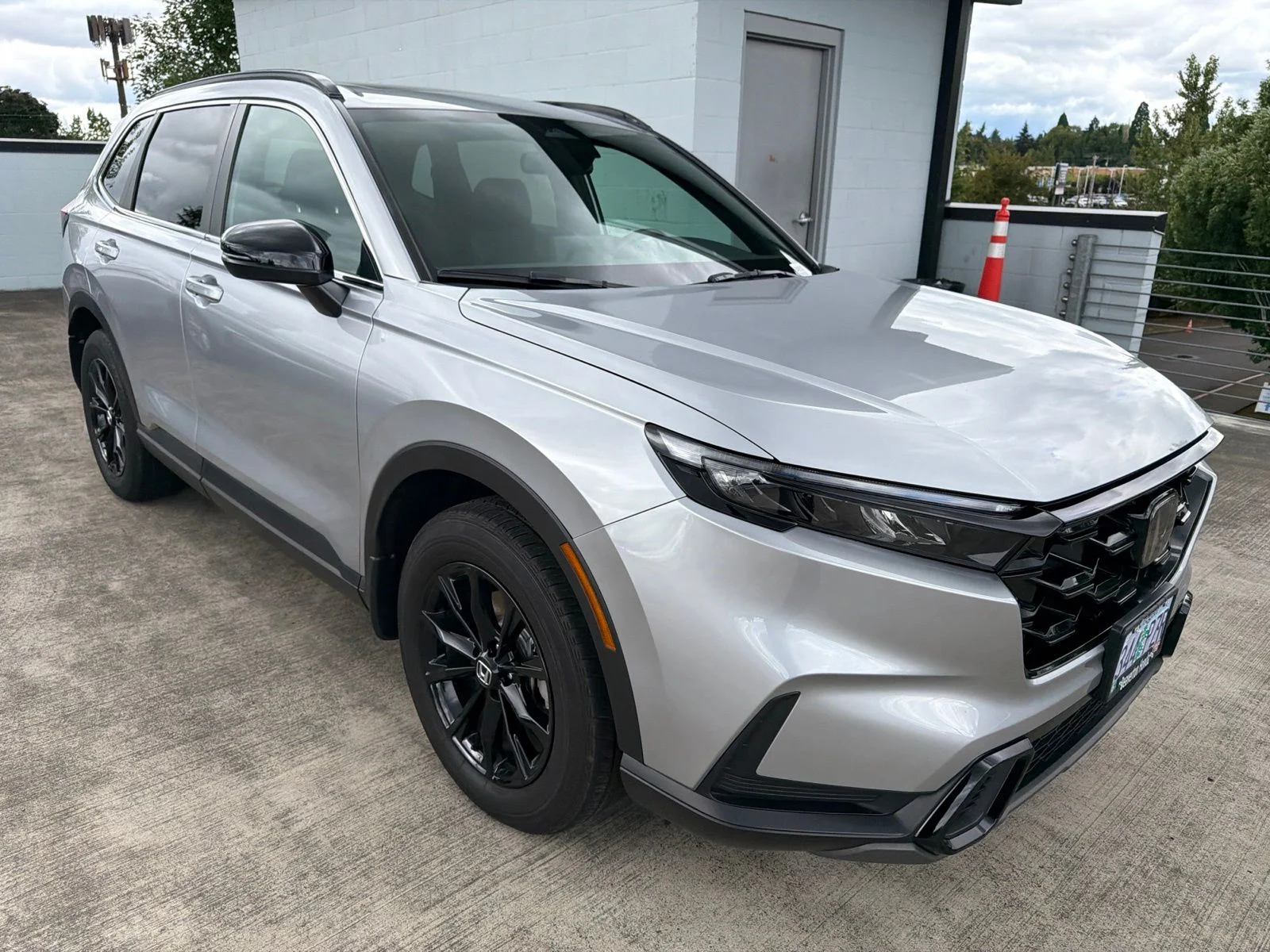 Used 2025 Solar Silver Metallic Honda Sport image 3