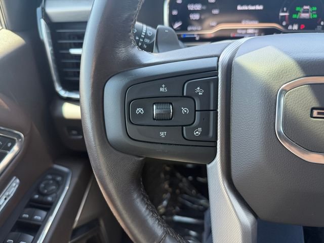Used 2022 White GMC Denali image 22