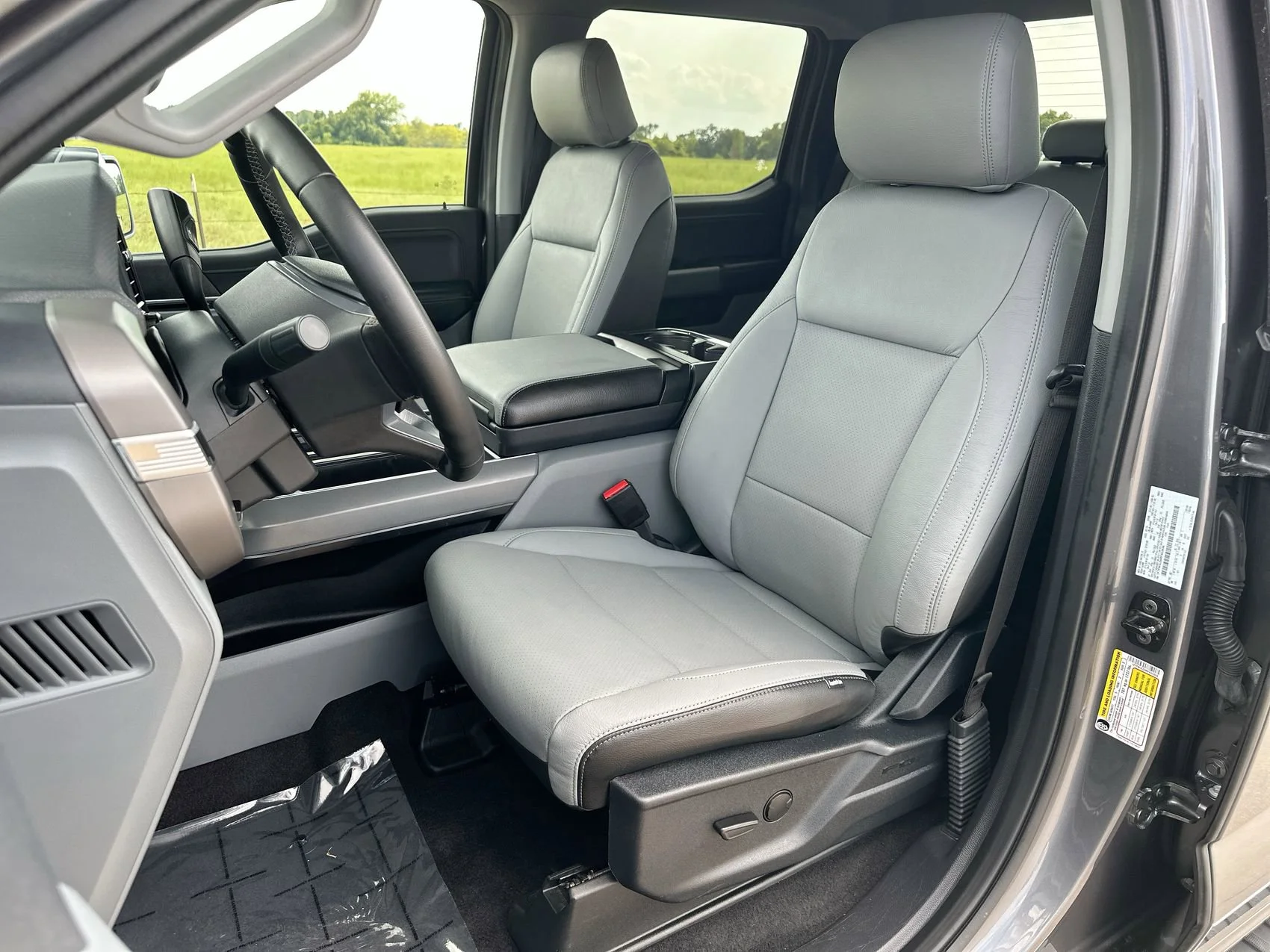 2024 Ford F-150 XLT - Photo 11