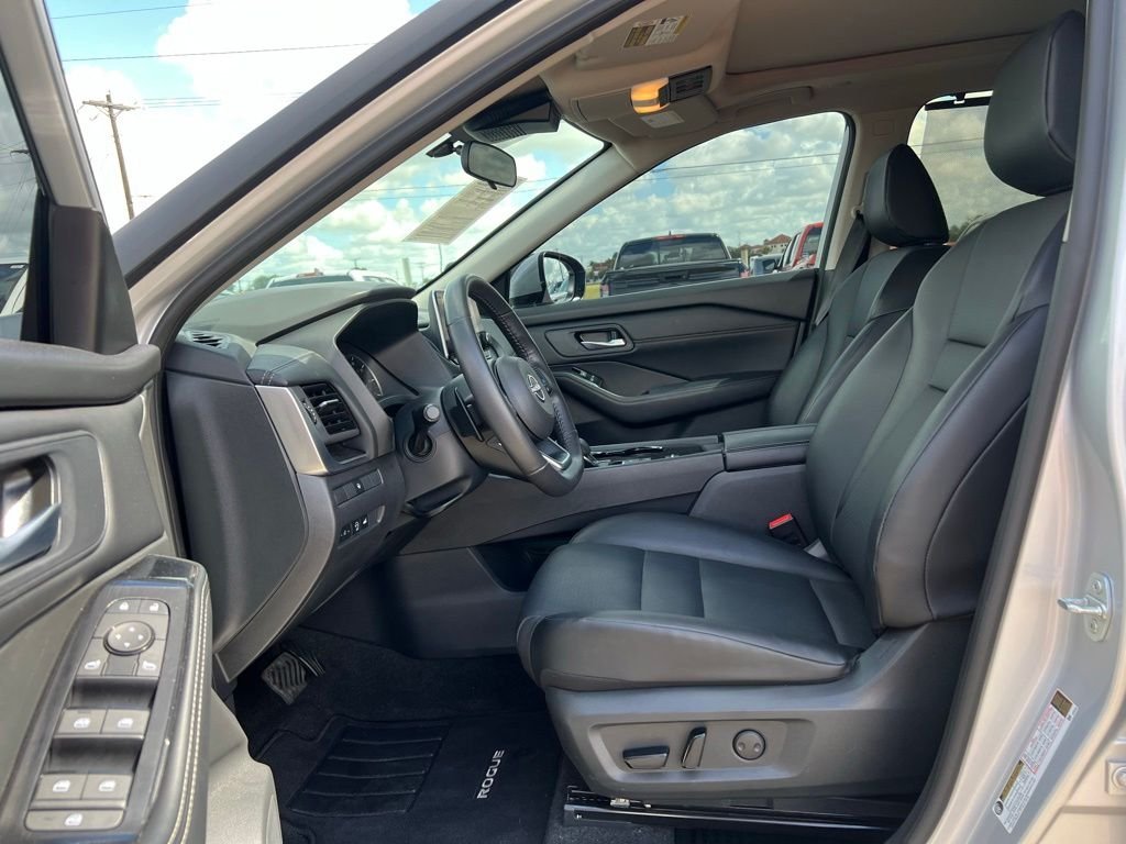 Certified Used 2024 Silver Nissan SV image 10