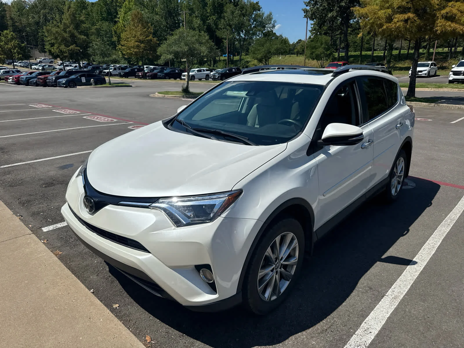Used 2017 Blizzard Pearl Toyota Platinum image 2