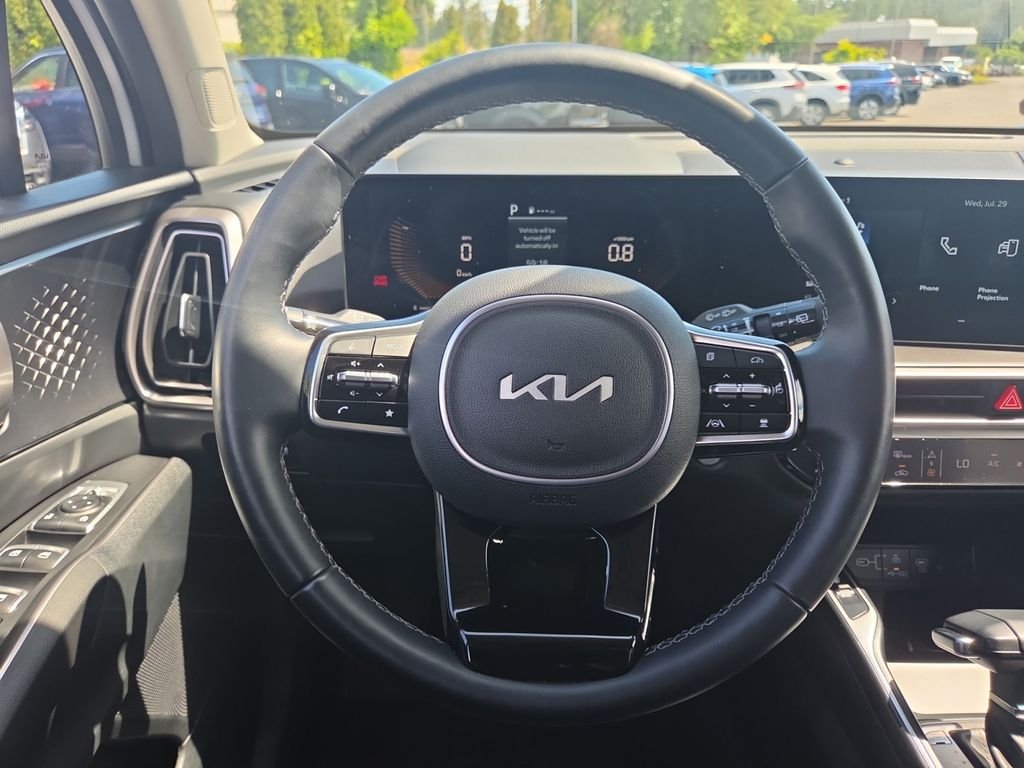 Used 2025 White Kia X-Line EX image 22