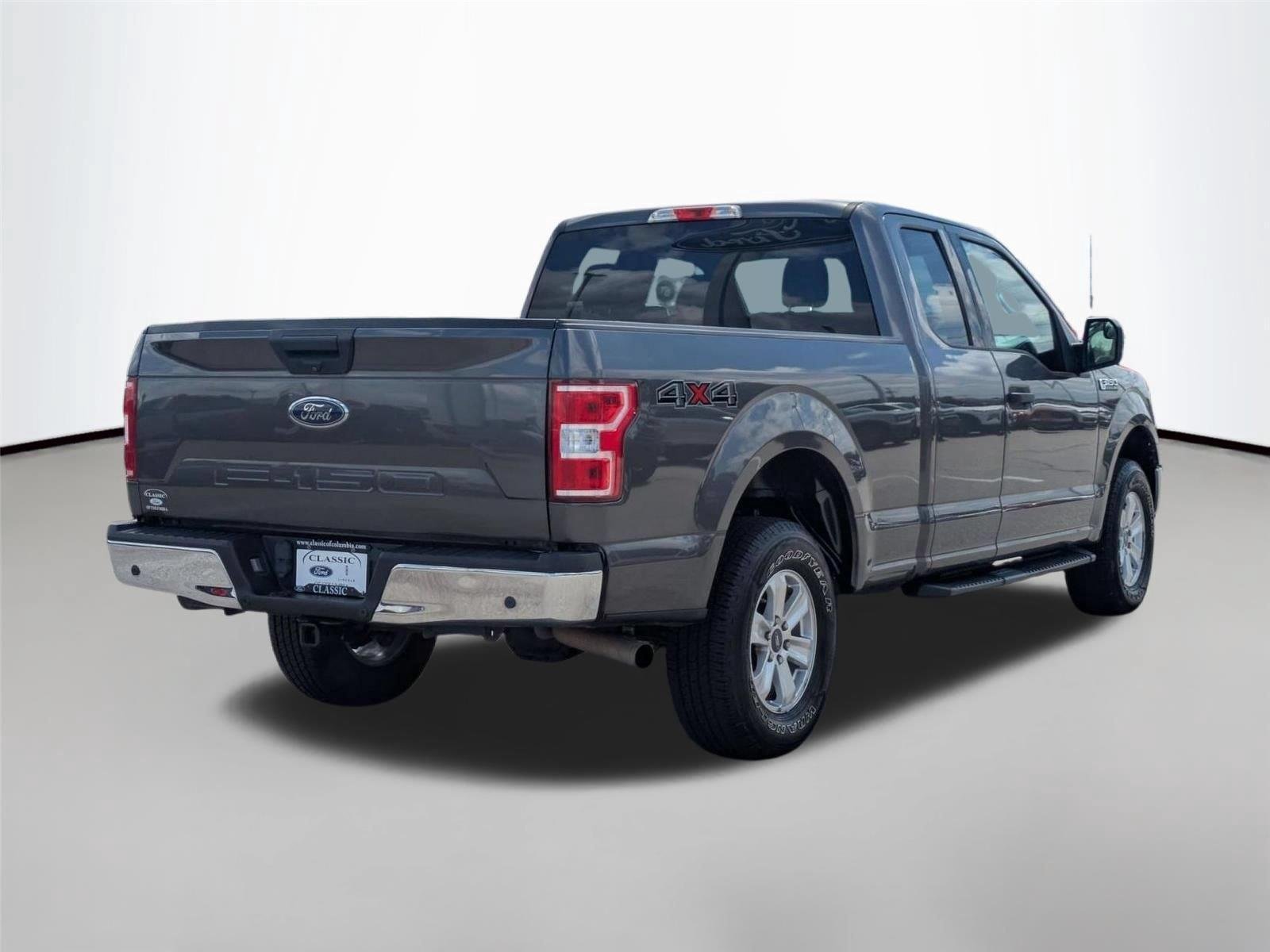 Used 2018 Magnetic Metallic Ford XLT image 5