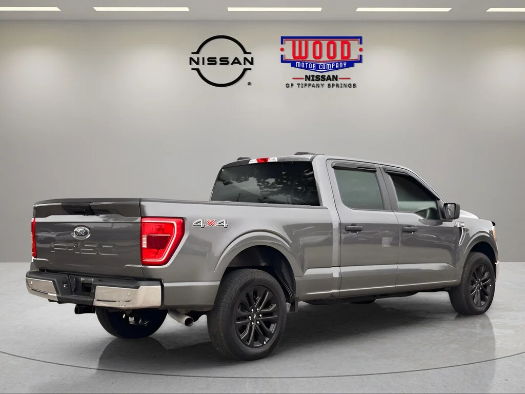 Used 2022 Stone Gray Metallic Ford  image 3