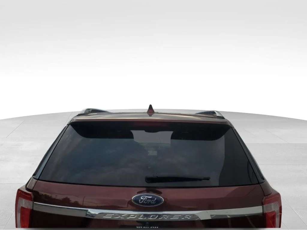 Used 2016 Brown Ford Limited image 3