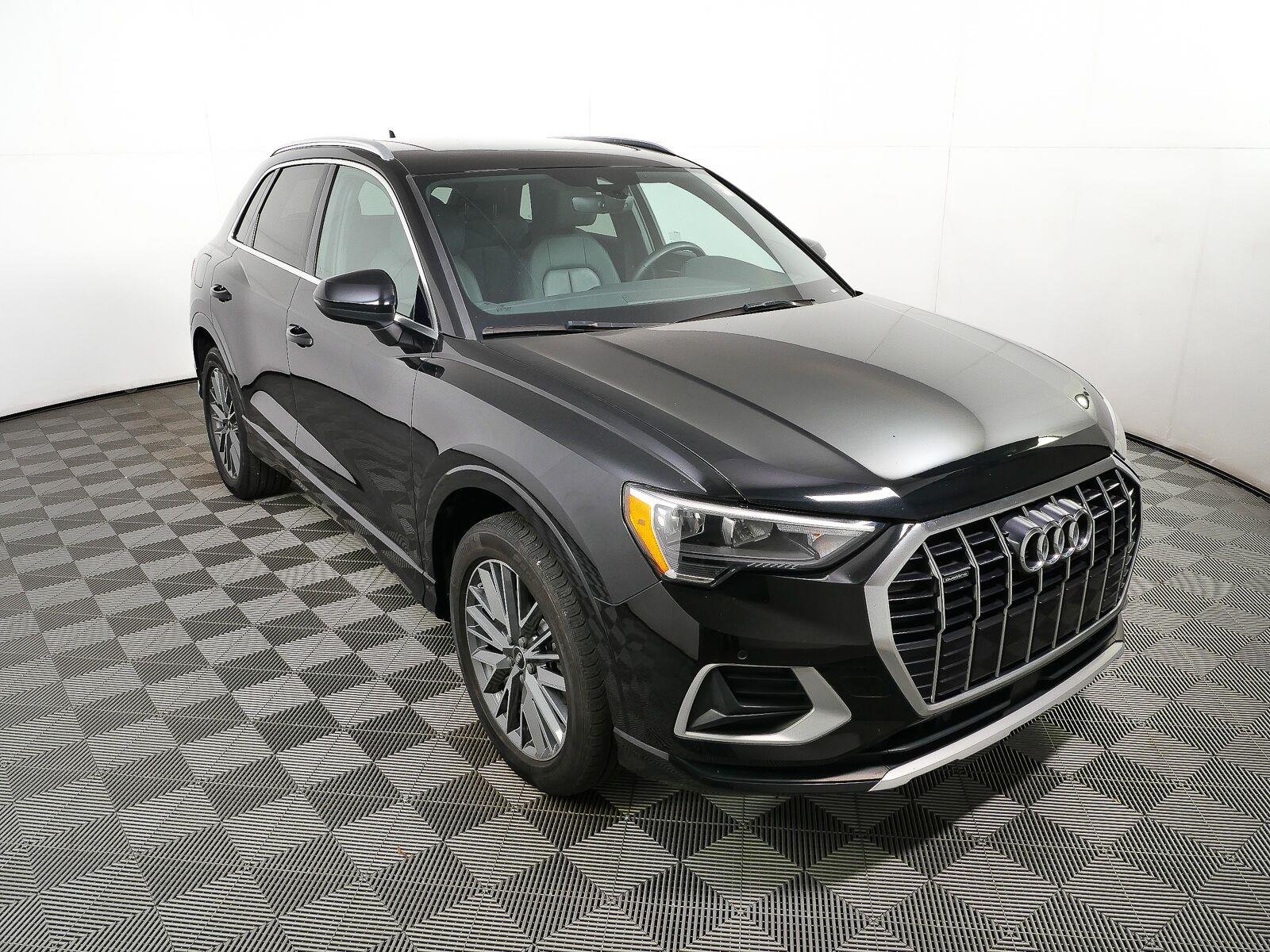 2022 Audi Q3