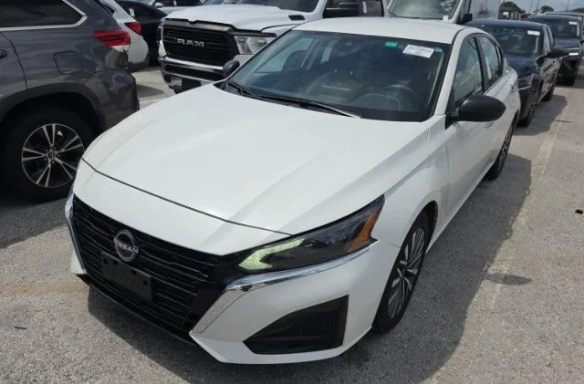 2025 Nissan Altima