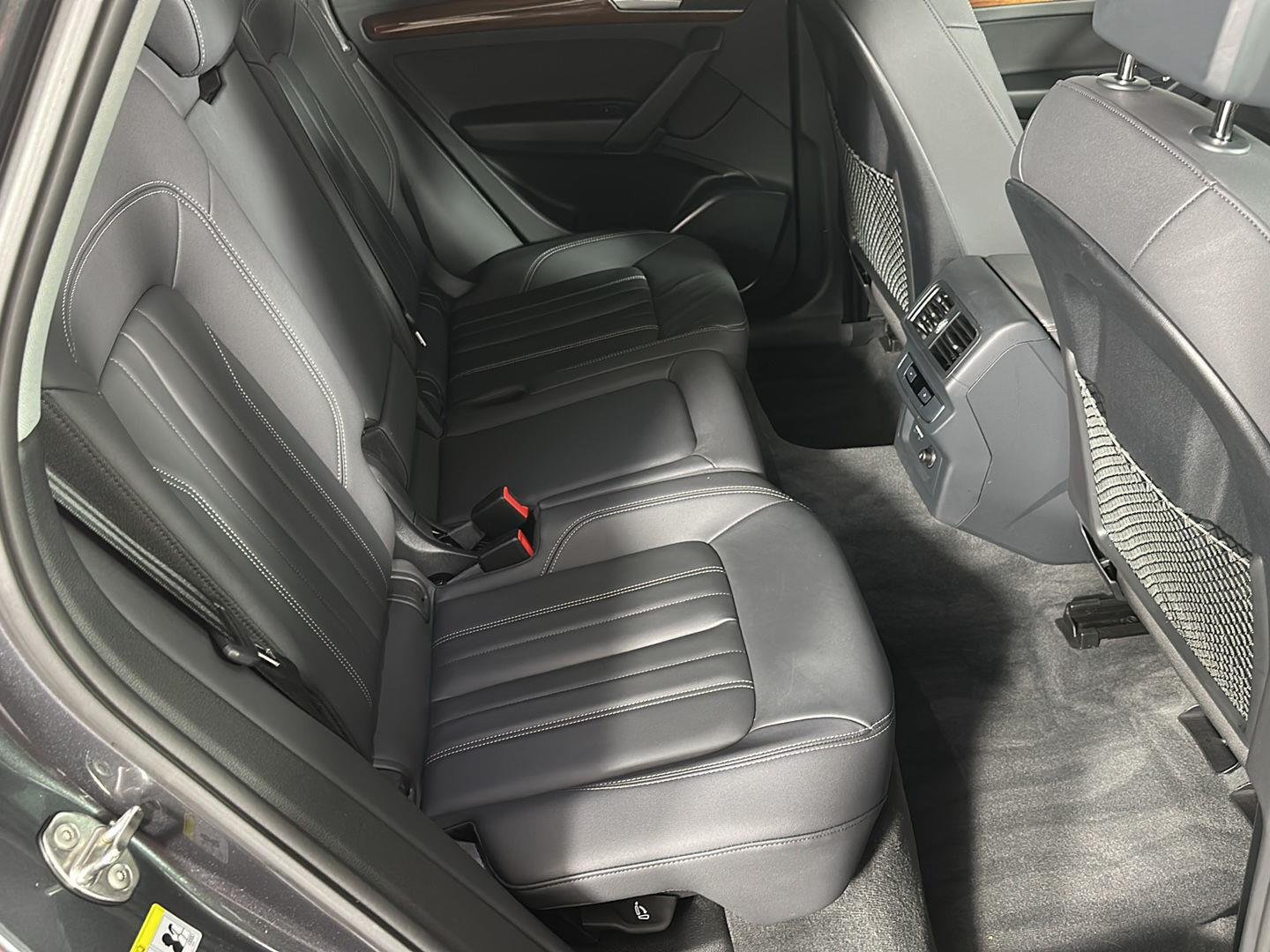 Used 2023 Daytona Gray Pearl Effect Audi S line Premium image 7