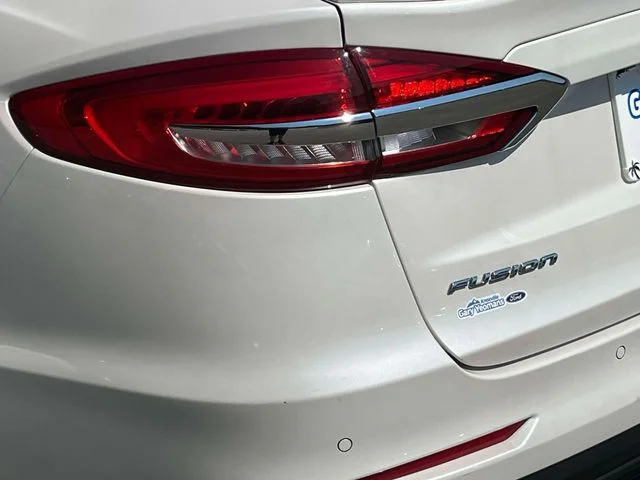 Certified Used 2019 White Platinum Clearcoat Metallic Ford Titanium image 10