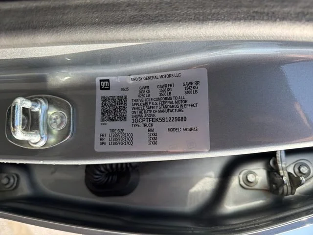 Used 2025 Sterling Gray Metallic Chevrolet ZR2 image 14