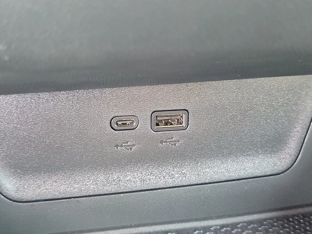New 2027 Sterling Gray Metallic Chevrolet LT image 20